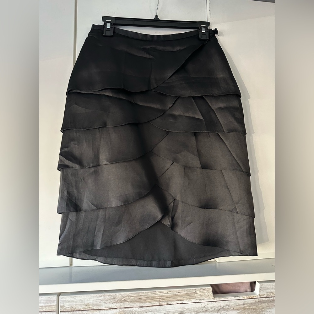 🖤 Kay Unger Black 100% Silk Tiered Ruffle Pencil Skirt Women’s Size 4